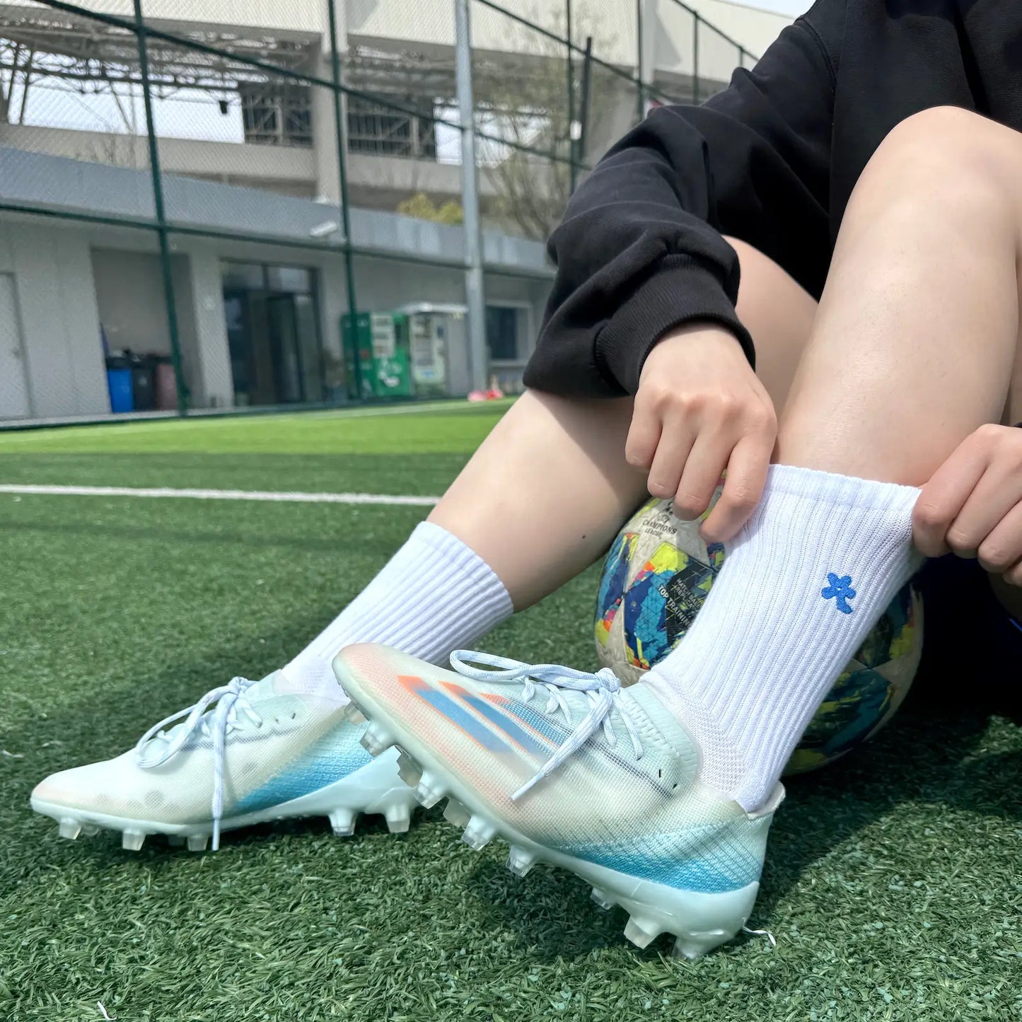 women's white and blue grip socks football anti slip football socks for ladies